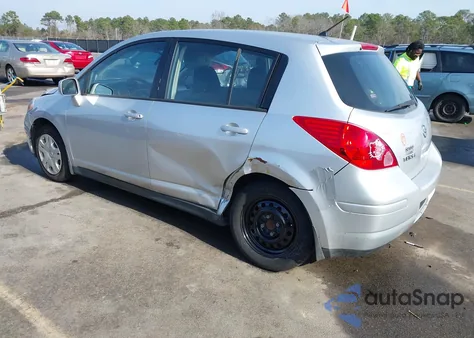 2010 Nissan Versa 1.8S z USA, uszkodzony, nr VIN 3N1BC1CP4AL351533